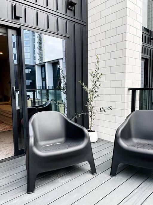 Chic City Centre Townhouse Christchurch Eksteriør billede